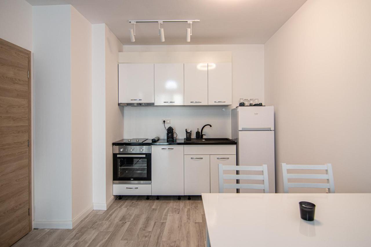Sea Flats With Parking And Pool In Azur Residence 산콘스탄틴앤헬레나 외부 사진