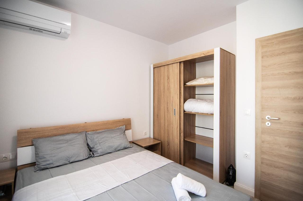 Sea Flats With Parking And Pool In Azur Residence 산콘스탄틴앤헬레나 외부 사진